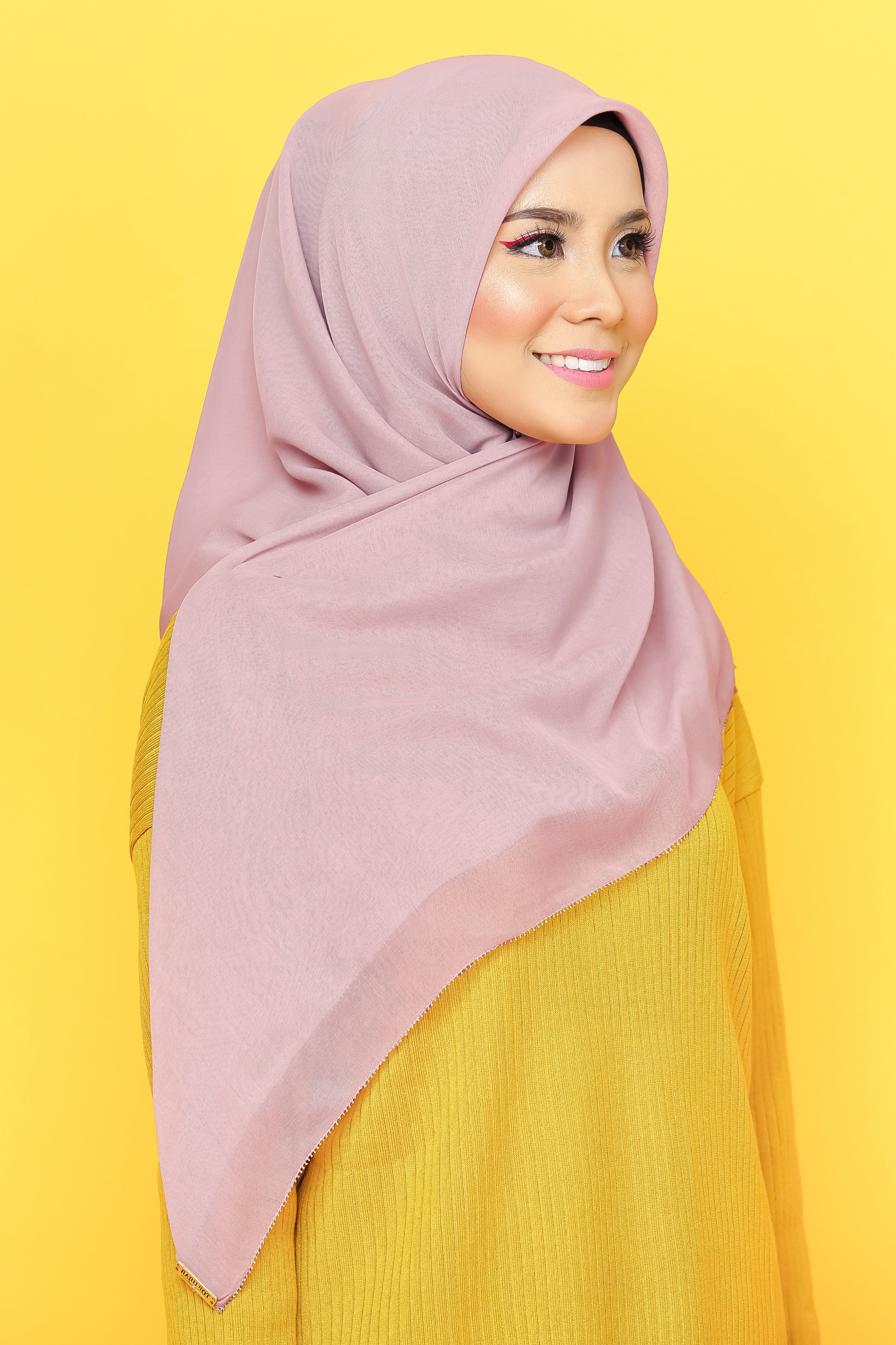 blush color shawl