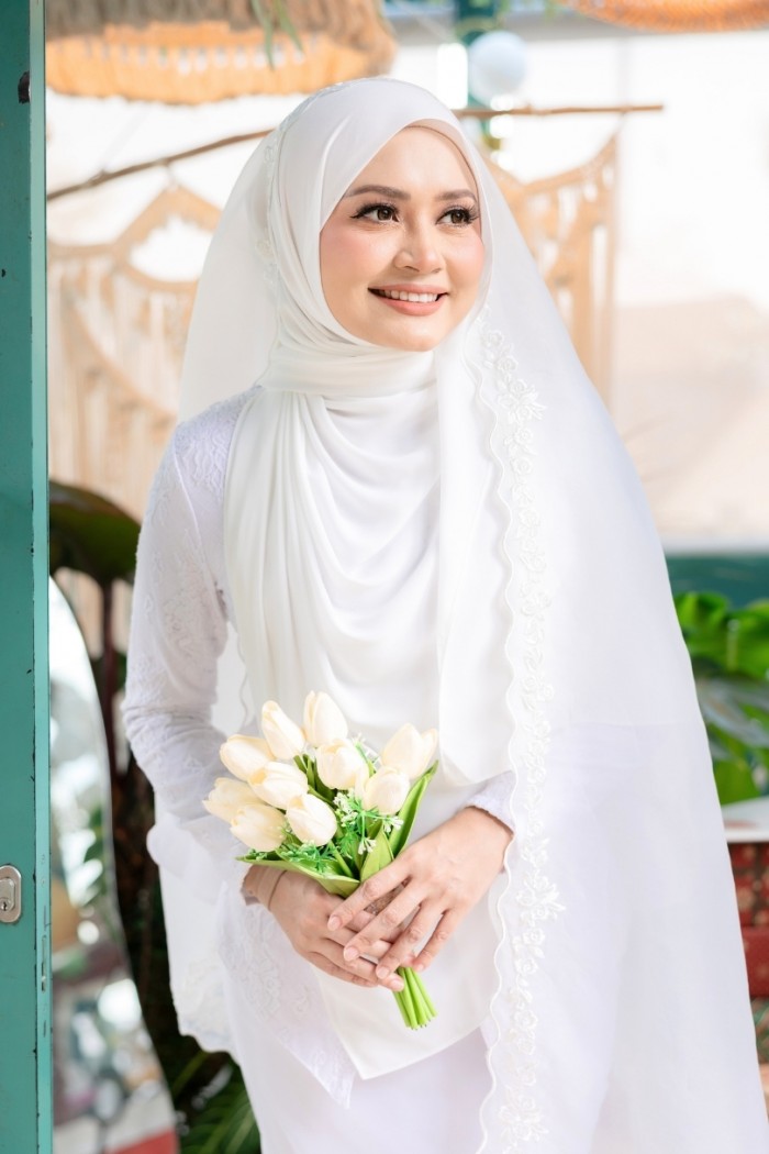 LIGHT MARBLE- FLOWY PREMIUM CHIFFON SHAWL