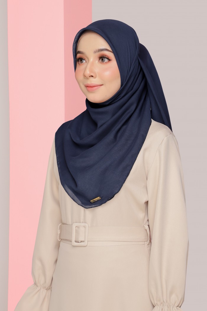 PREMIUM BAWAL CURVE - AURORA