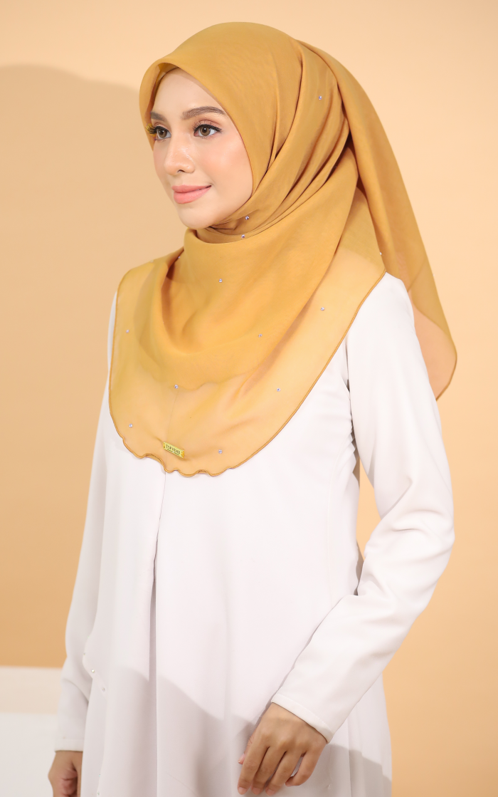 BAWAL CURVE DIAMOND- GOLD